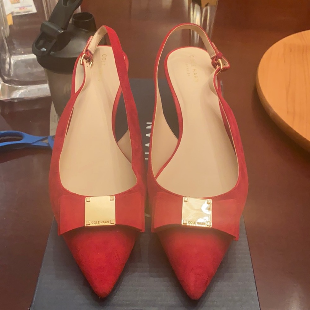 Beautiful red cole Haan in perfect condition